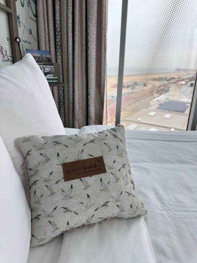 Kissen JEDER TAG …