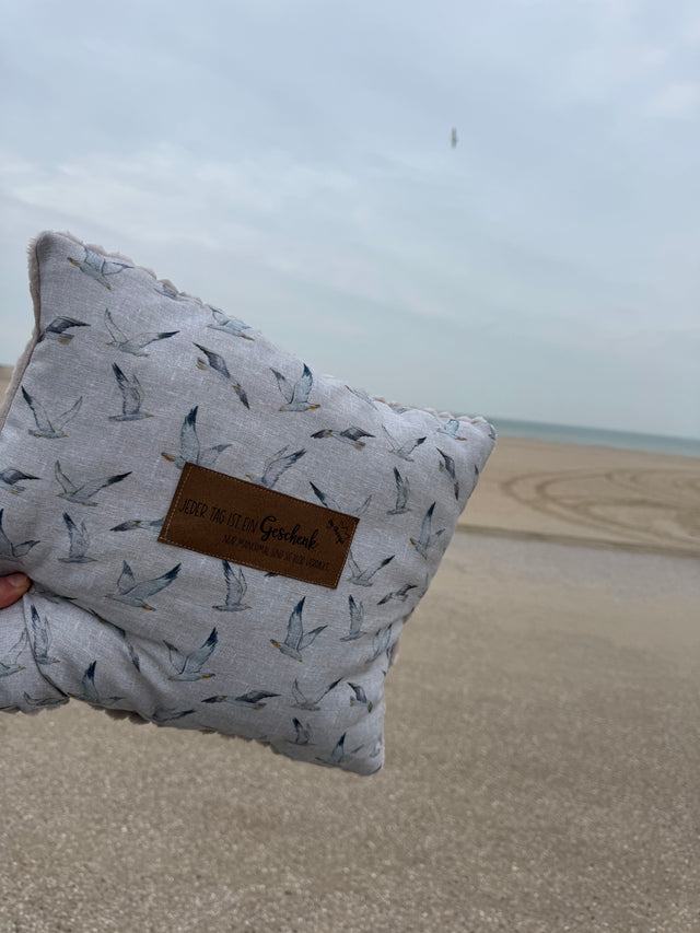 Kissen JEDER TAG …