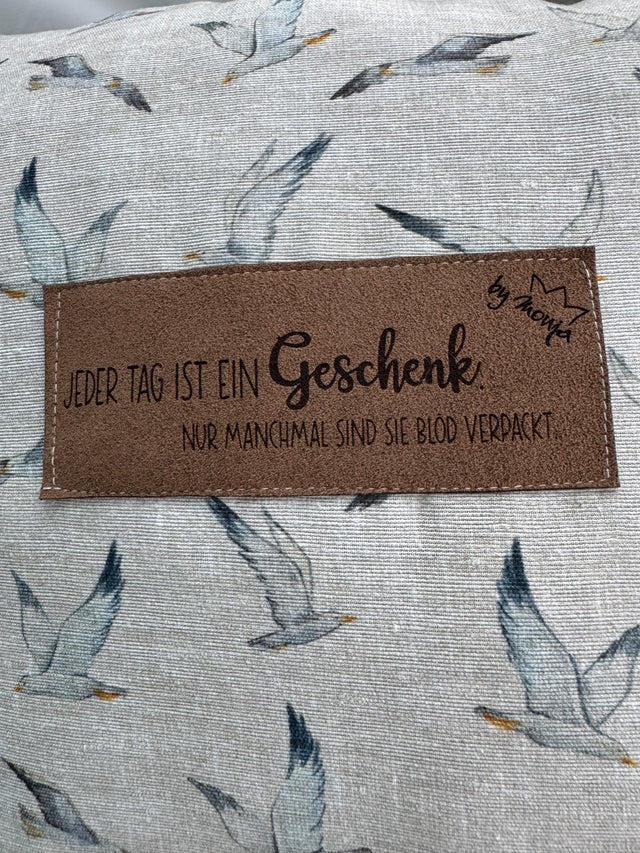 Kissen JEDER TAG …