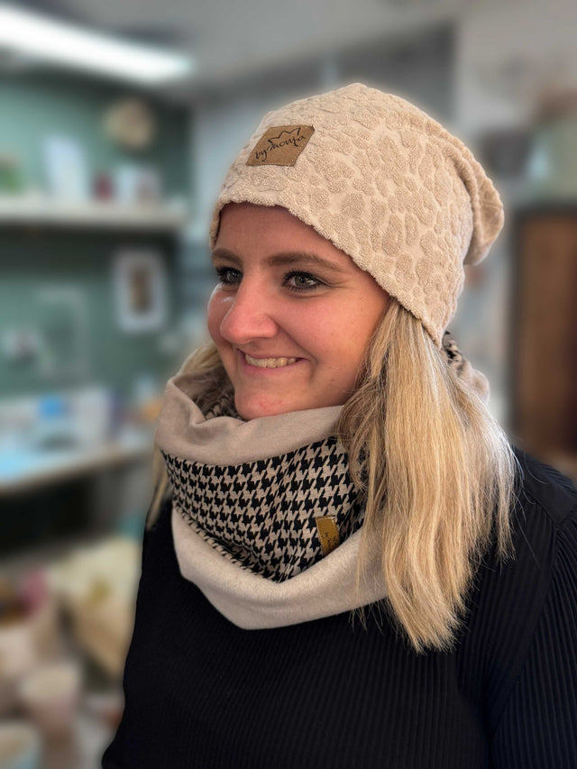 Beanie Mütze FROTTEE hellbeige für Erwachsene