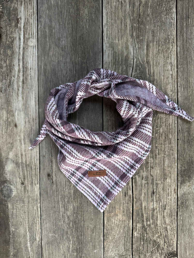 Dreieckstuch JACQUARD malve